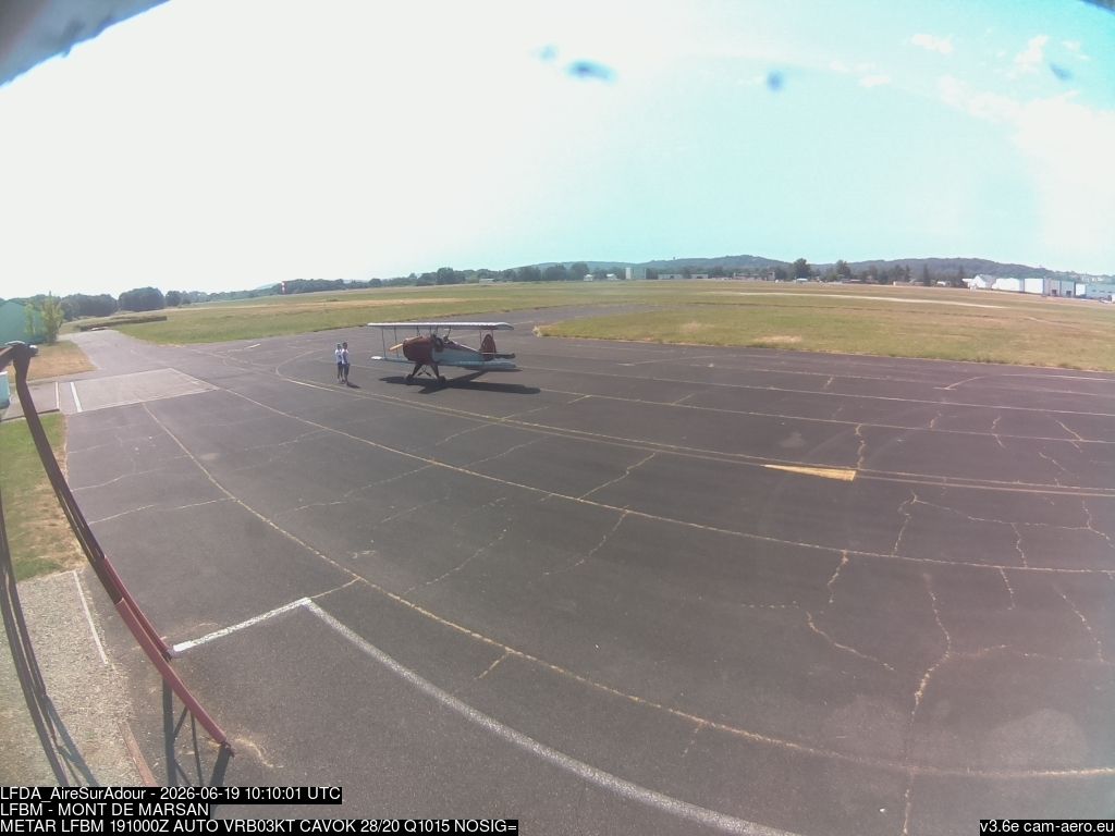 Aire-sur-l'Adour › Sud-est: Aérodrome