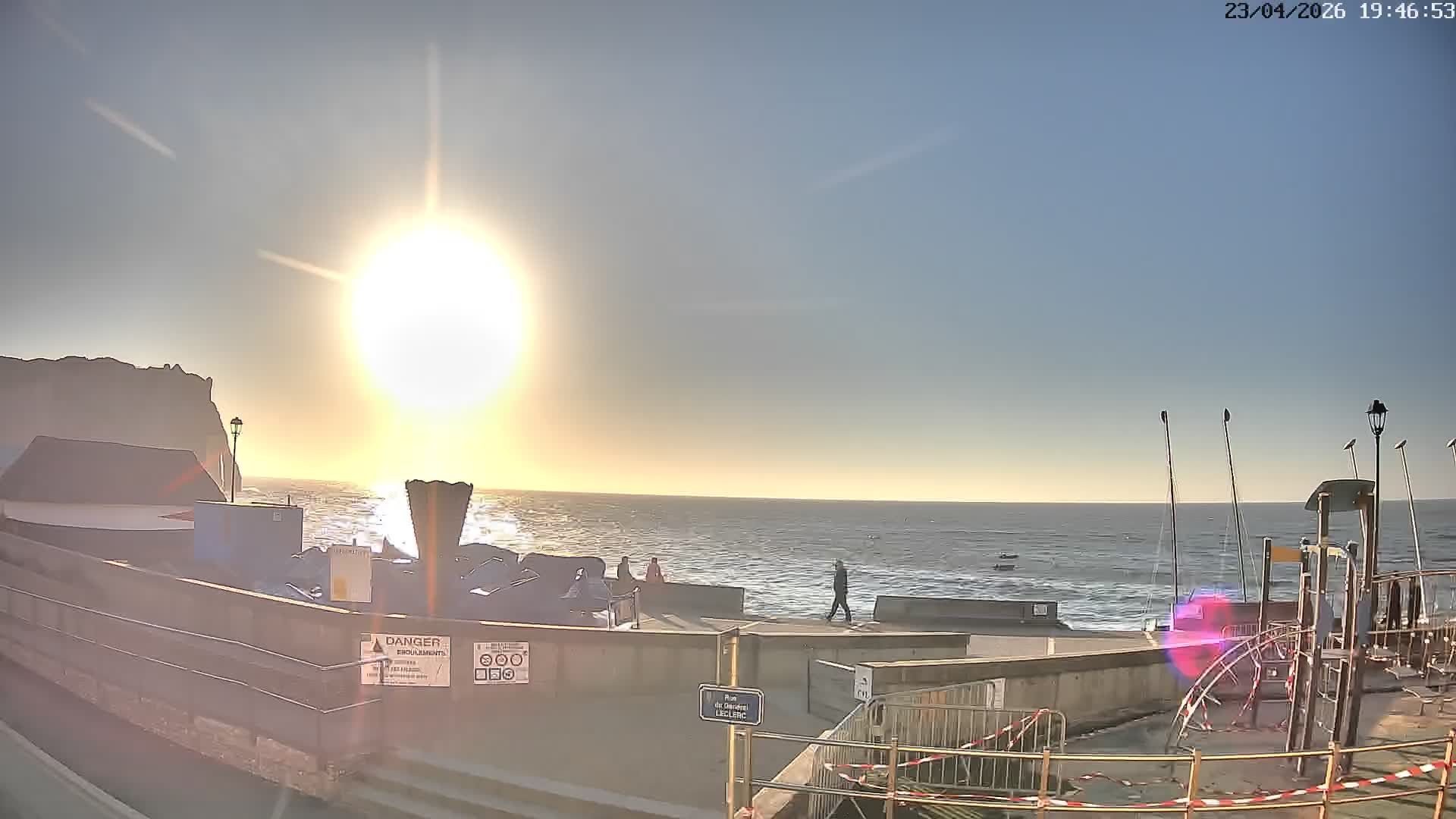 Étretat: La Mer à Boire