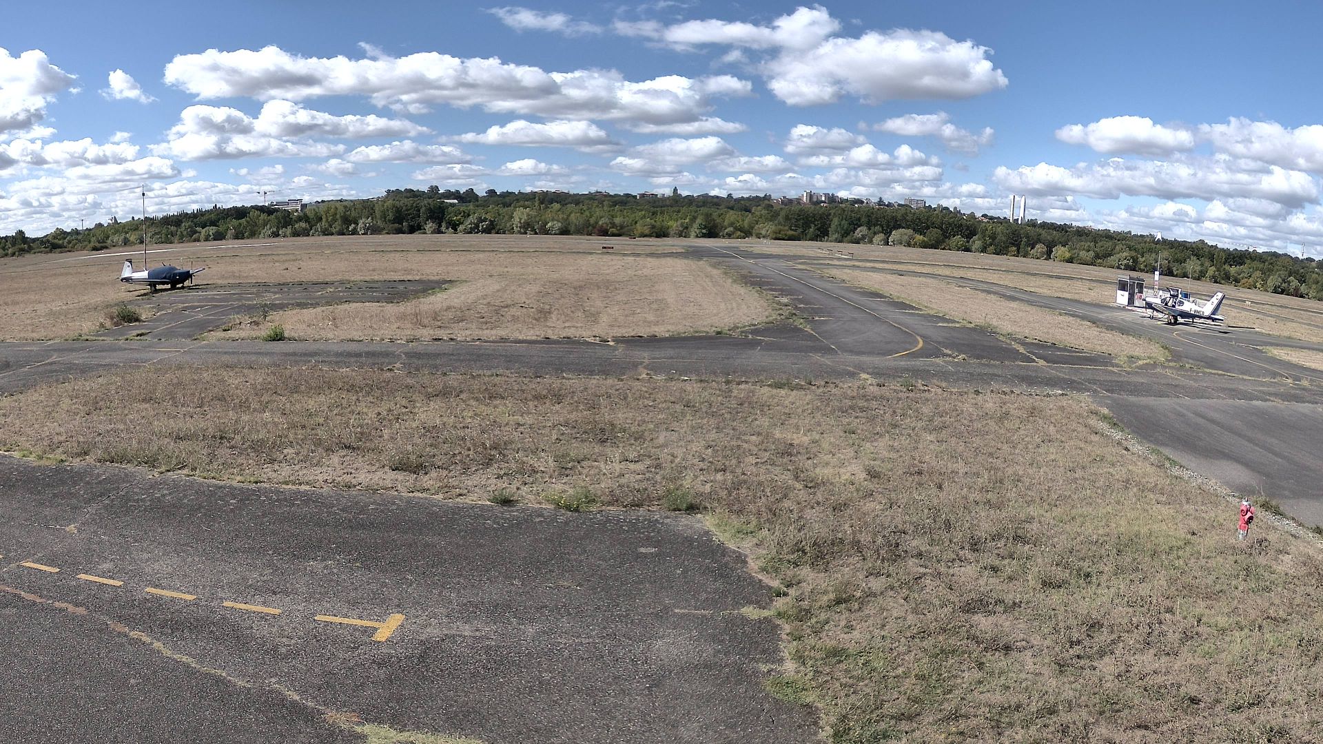 Balma › Sud-ouest: Aérodrome de Toulouse-Lasbordes / LFCL