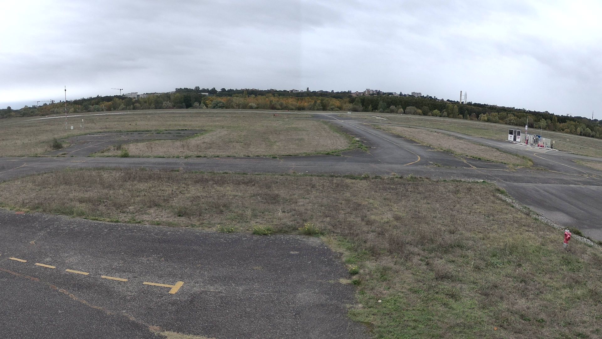 Balma › Sud-ouest: Aérodrome de Toulouse-Lasbordes / LFCL