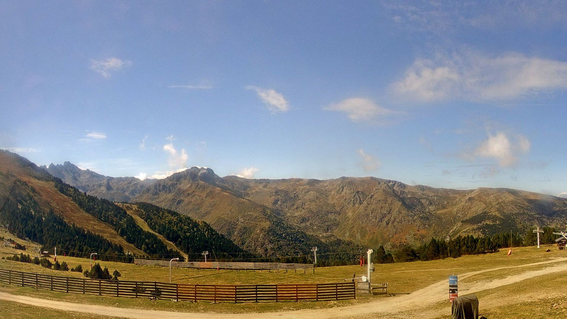 Ax-les-Thermes › Nord: Panoramique HD Savis