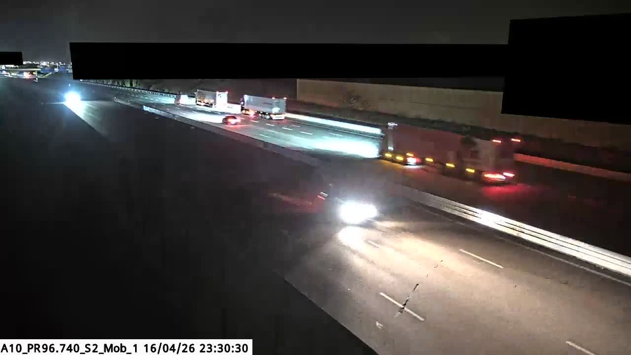 Saint-Jean-de-la-Ruelle: Bifurcation A10 et A71 près d'Orléans