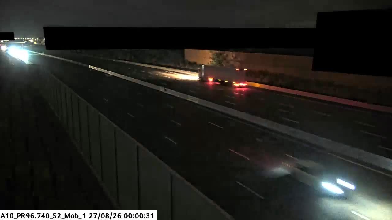 Saint-Jean-de-la-Ruelle › Nord: Bifurcation A10 et A71 près d'Orléans