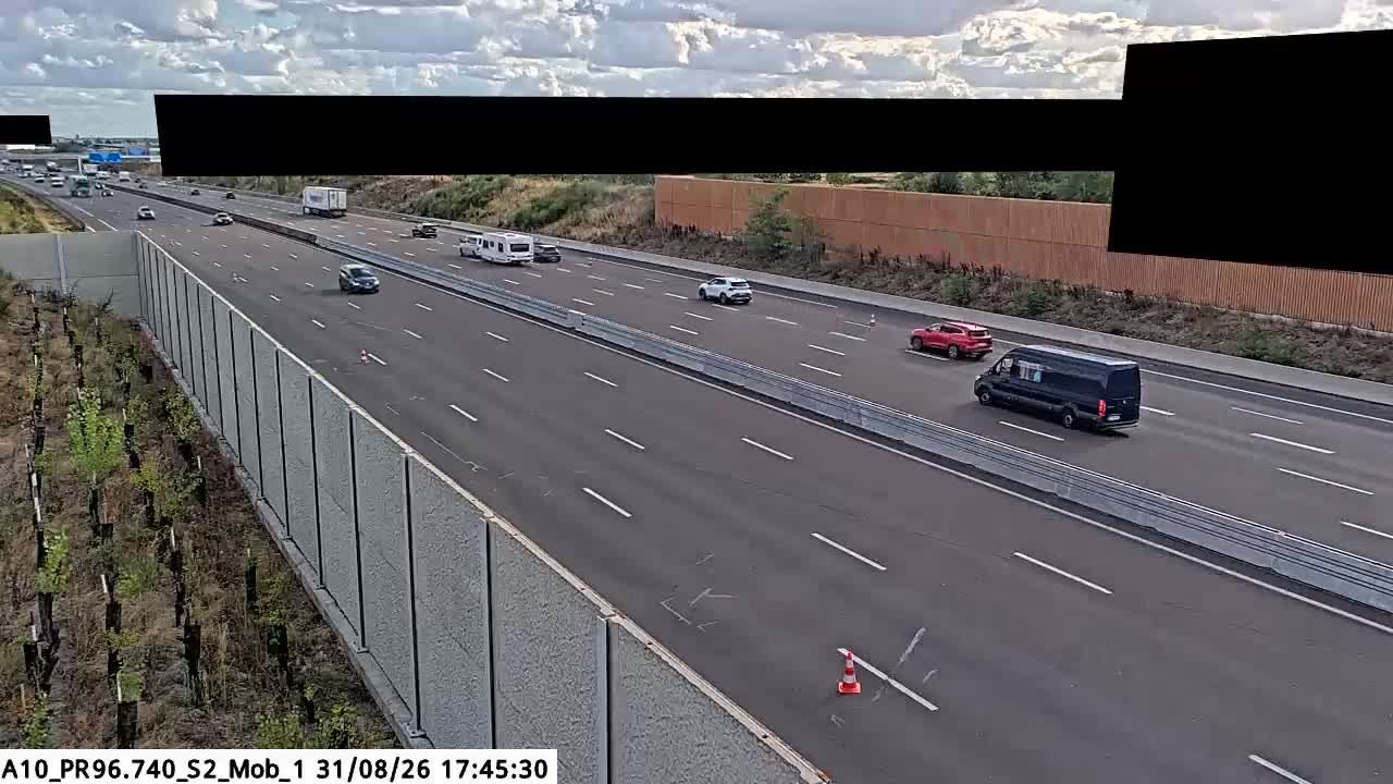 Saint-Jean-de-la-Ruelle › Nord: Bifurcation A10 et A71 près d'Orléans
