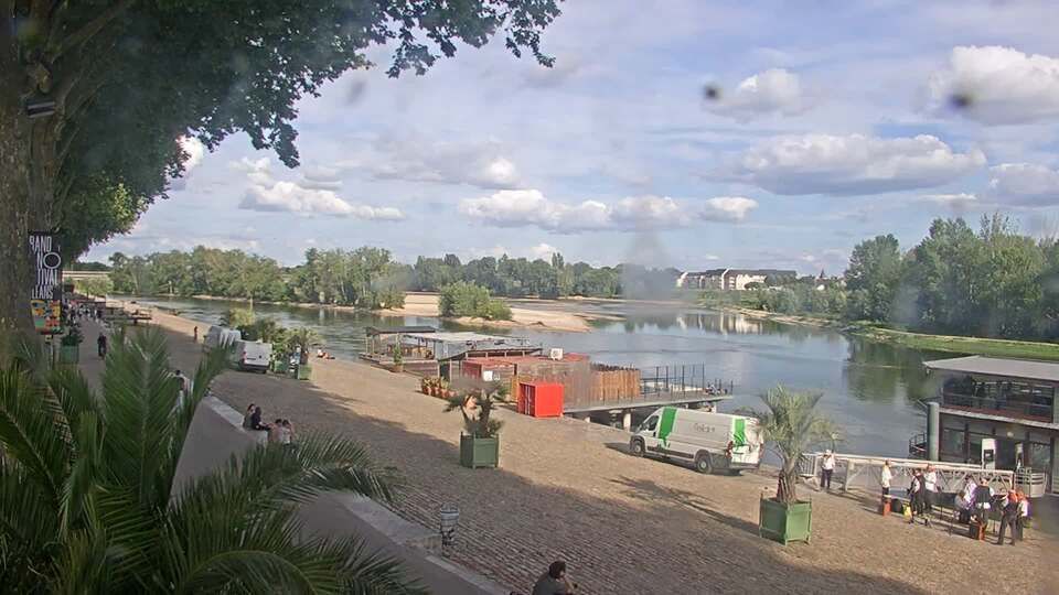 Orléans: Quai de la loire