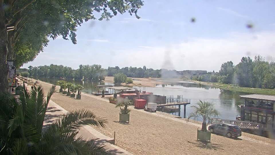 Orléans: Quai de la loire