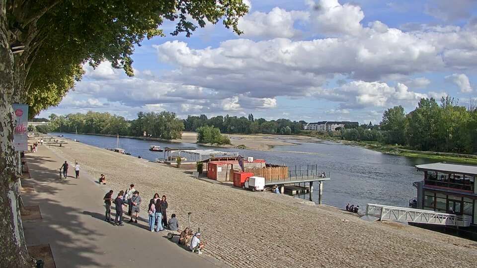 Orléans: Quai de la loire