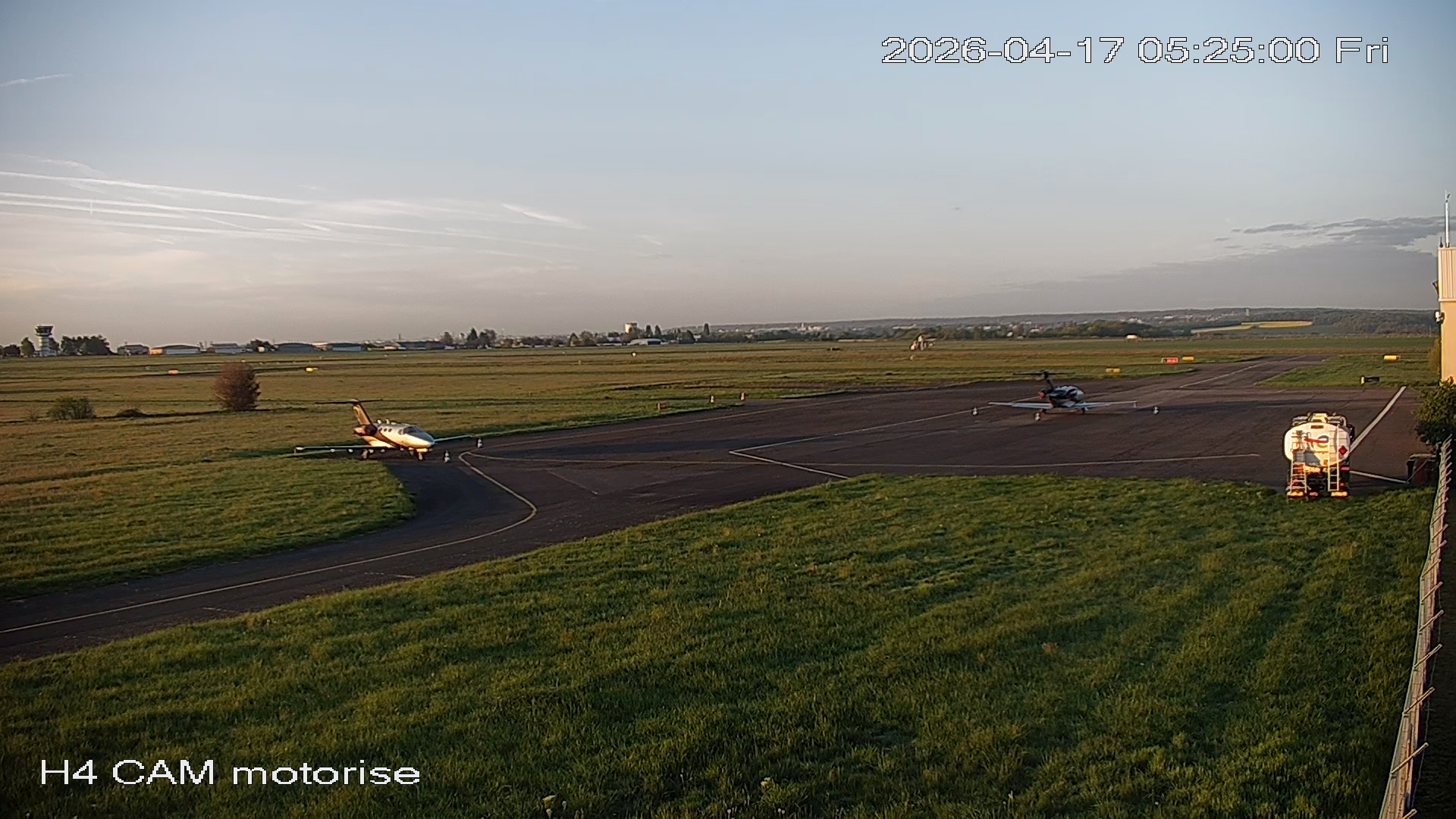 Cormeilles-en-Vexin › Sud: Ameridair Handling - Airology Handling