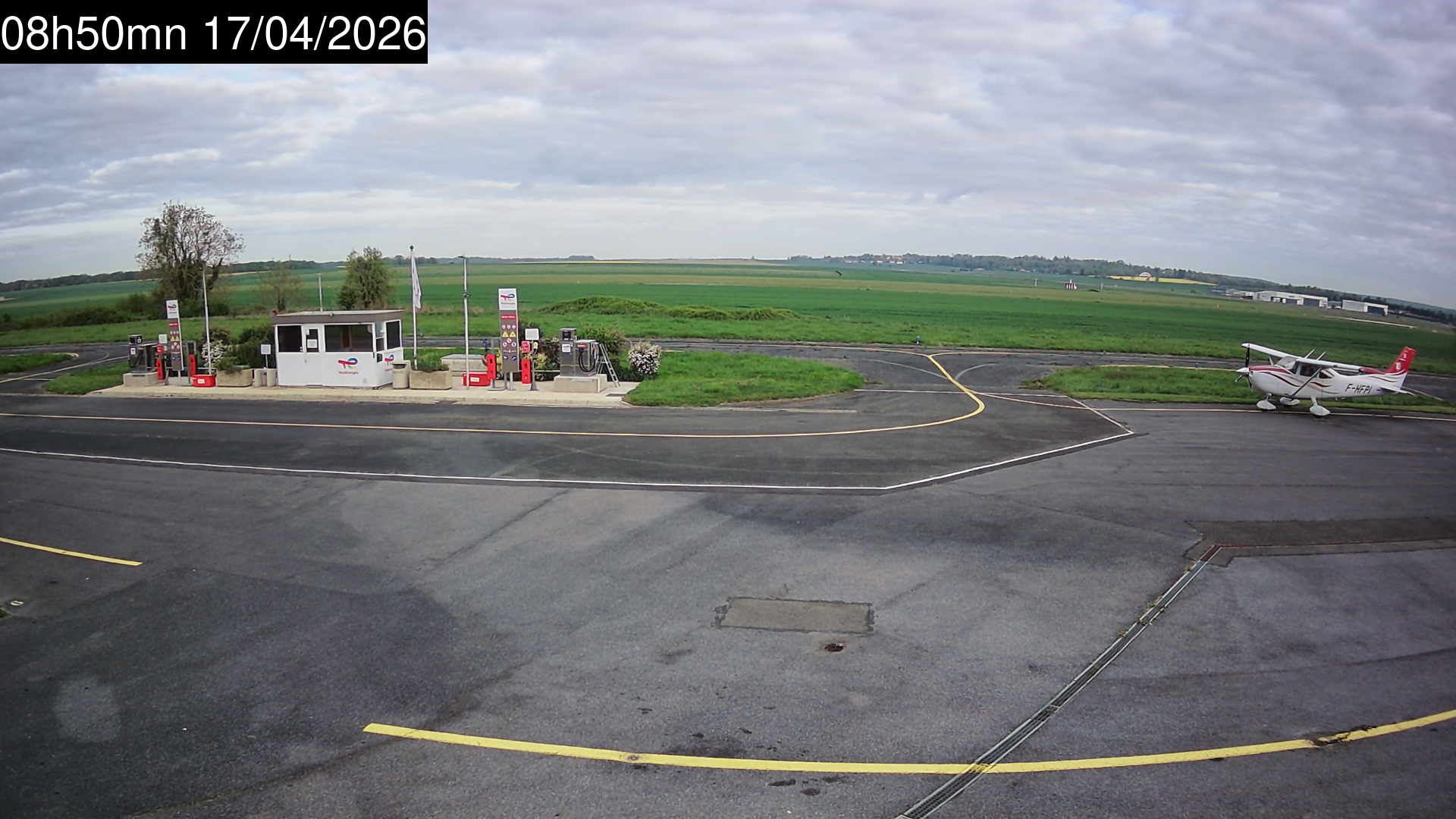 Boissy-l'Aillerie: Pontoise – Cormeilles Aerodrome