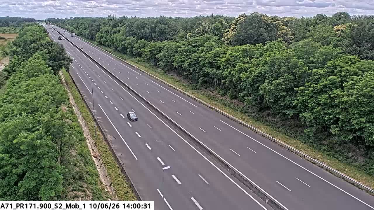 Theillay: Bifurcation des autoroutes A71 et A85 Sud