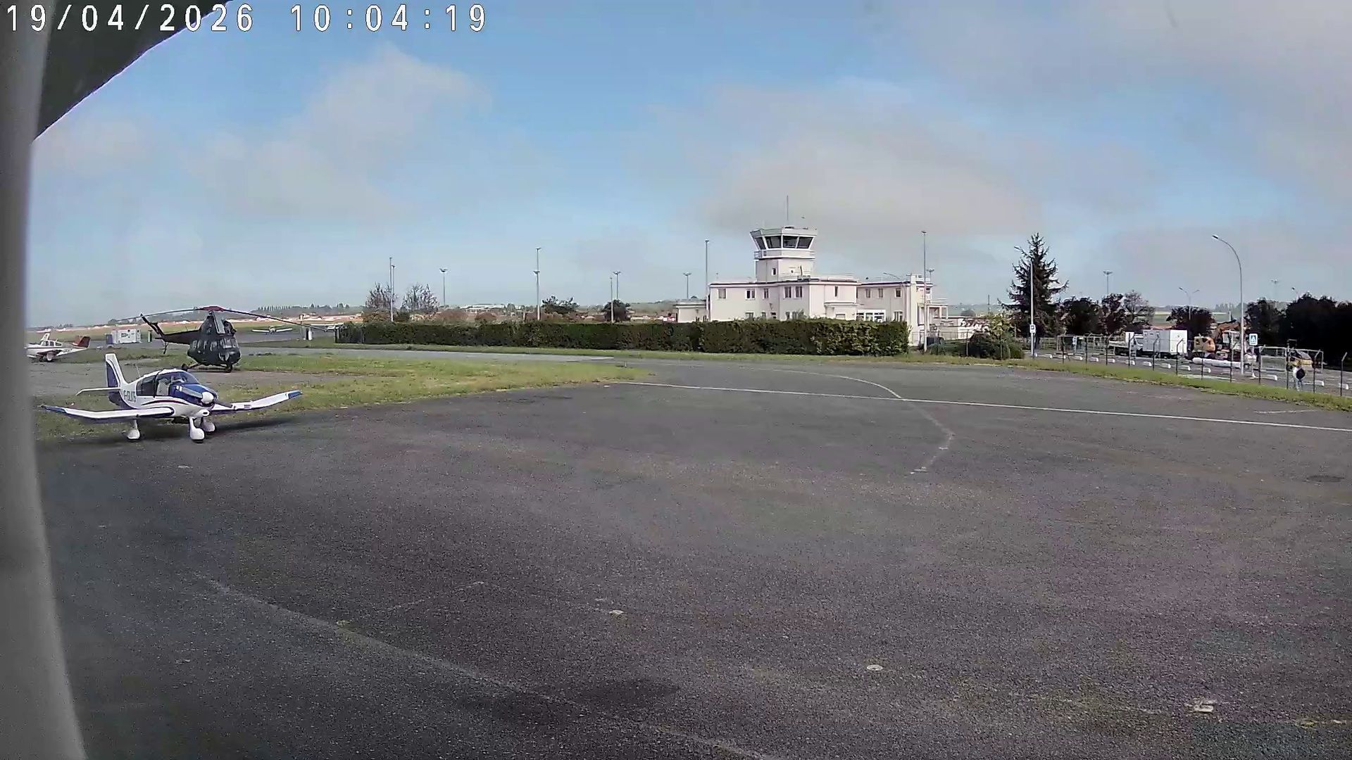 Toussus-le-Noble › Nord-ouest: Aérodrome de Paris-Saclay-Versailles