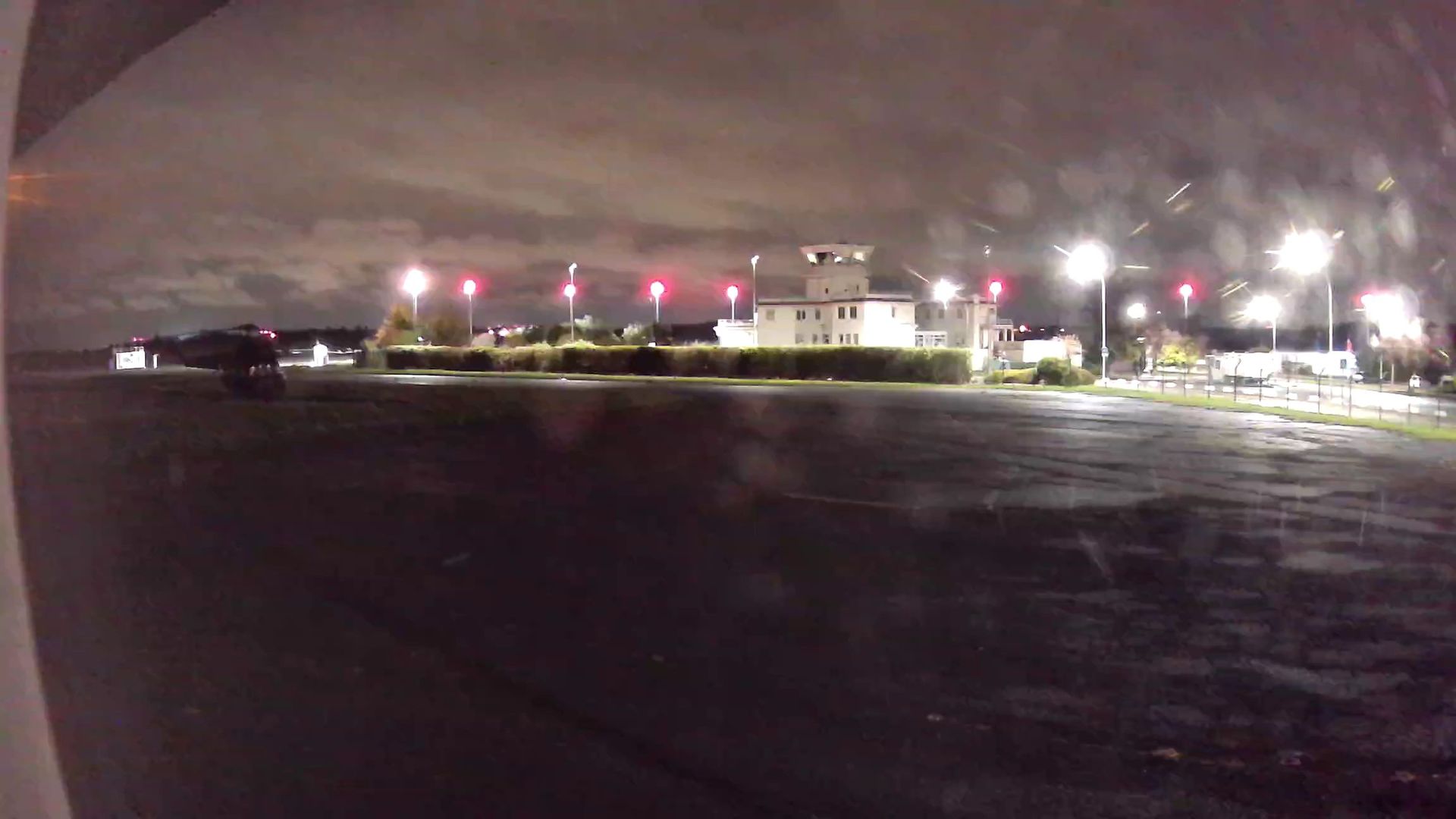 Toussus-le-Noble › Nord-ouest: Aérodrome de Paris-Saclay-Versailles