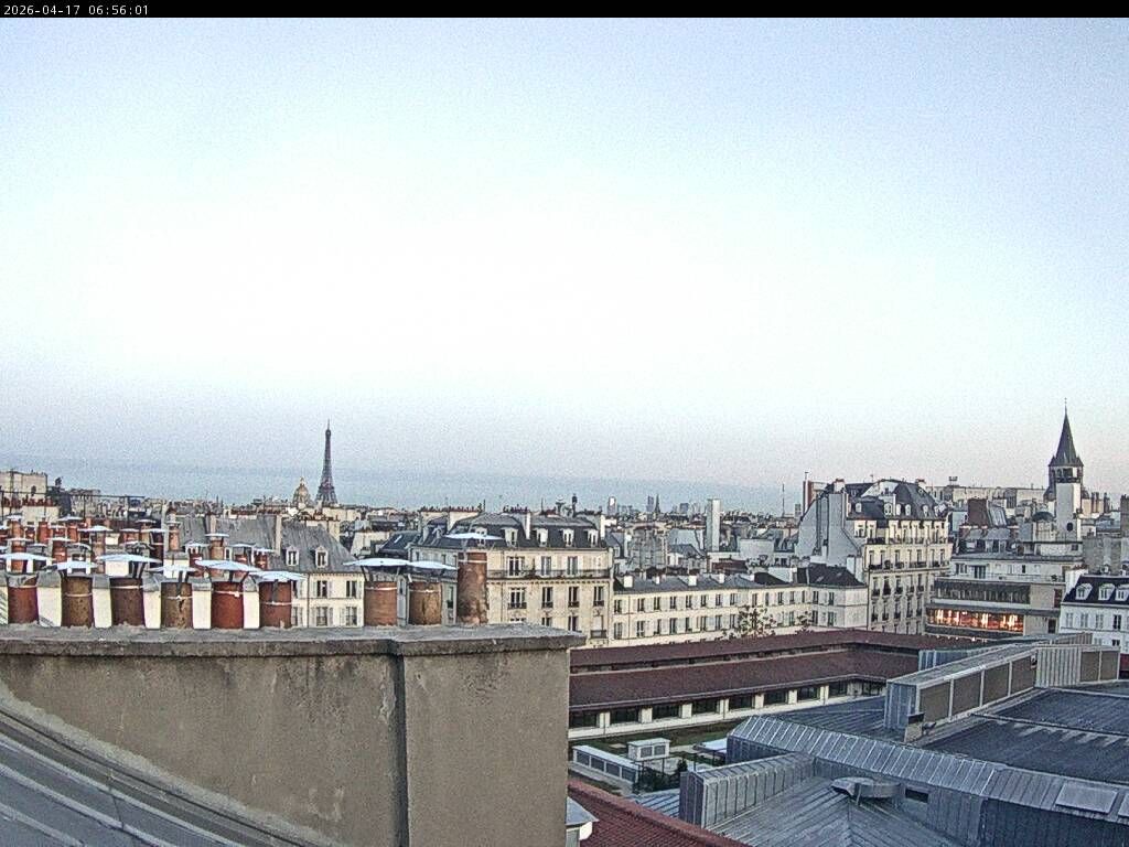 Paris: Quartier Saint-Merri › Nord-ouest: Chapelle de Saint Symphorien - Tour Eiffel