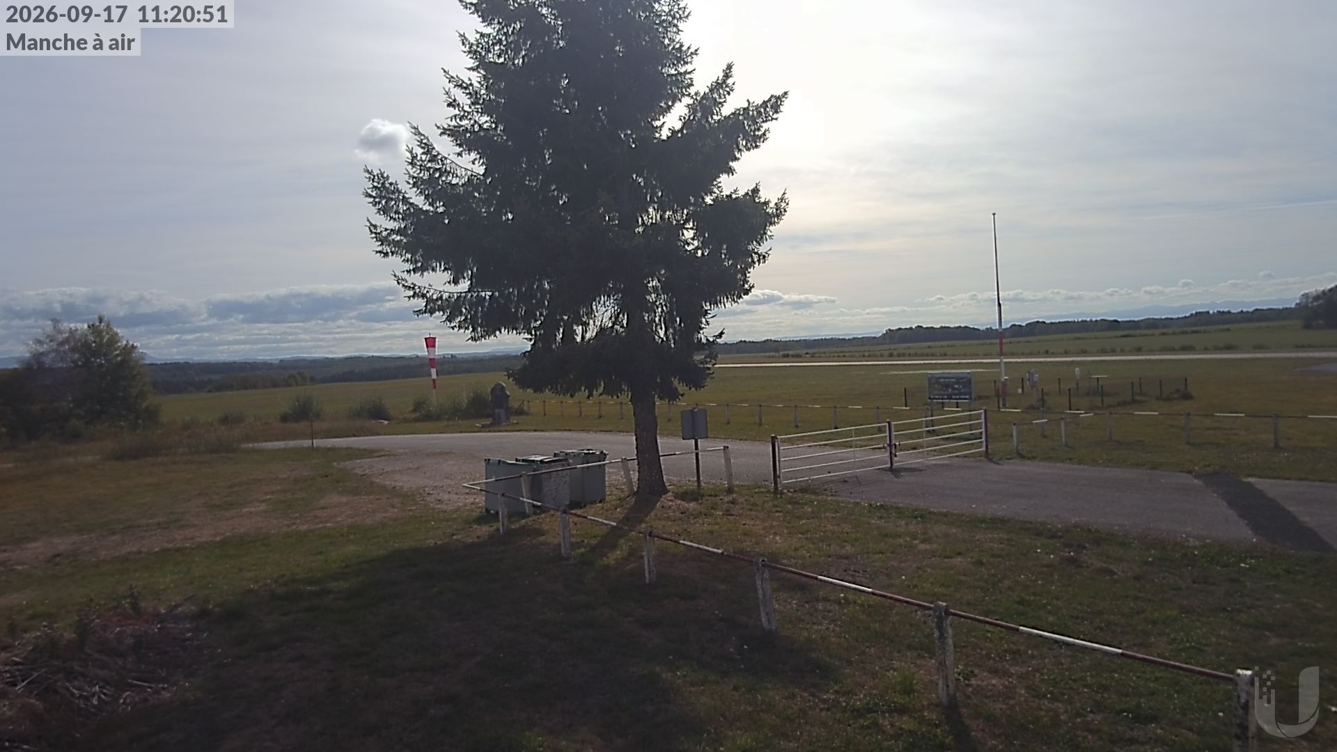 Saint-Exupéry-les-Roches › Sud-est: Thalamy Airport