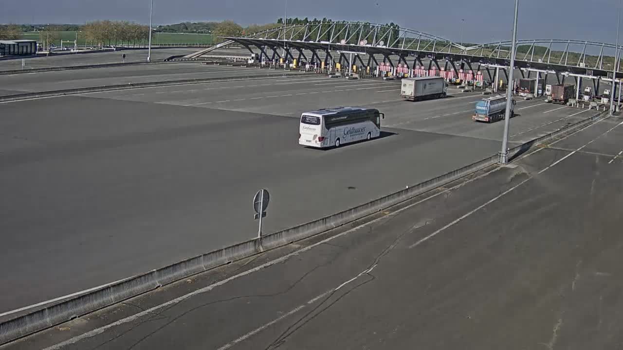 Vert-Saint-Denis: Pouilly-le-Fort: Péage des Eprunes