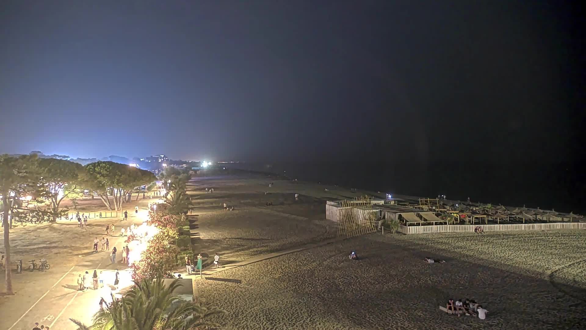 Argelès-sur-Mer › Nord: Promenade du Front de Mer - La Plage Centrale