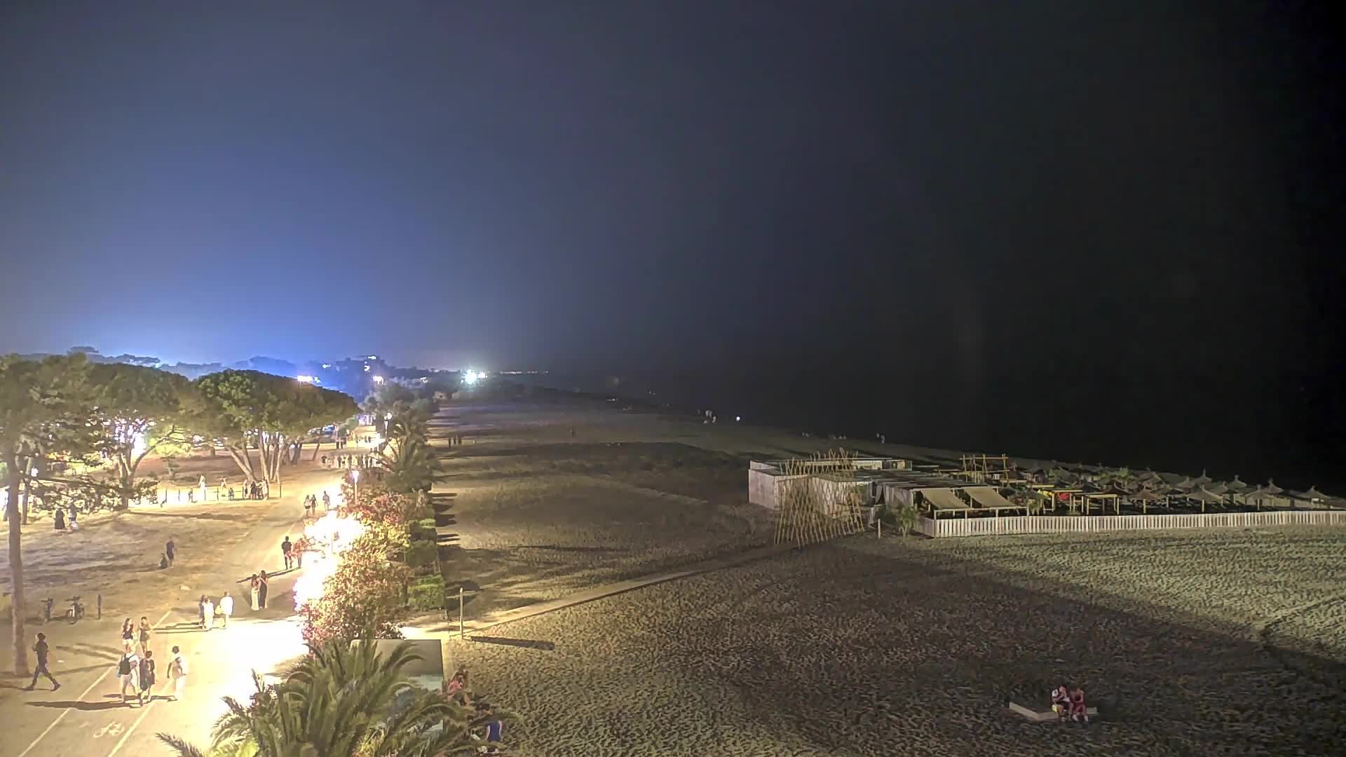 Argelès-sur-Mer › Nord: Promenade du Front de Mer - La Plage Centrale