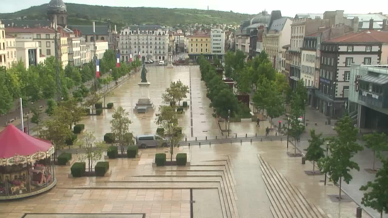 Clermont-Ferrand: Clermont Ferrand Place de Jaude