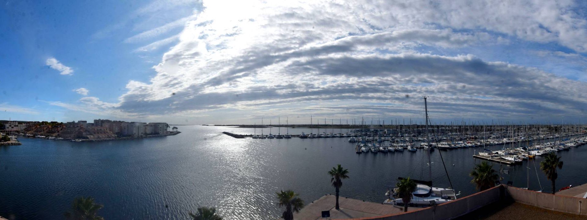 Gruissan: Capitainerie du Port de plaisance de Gruissan