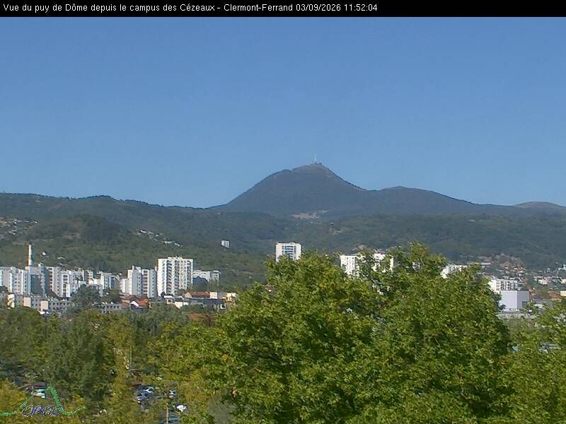 Clermont-Ferrand: Vue du puy de Dôme depuis Clermont Ferrand