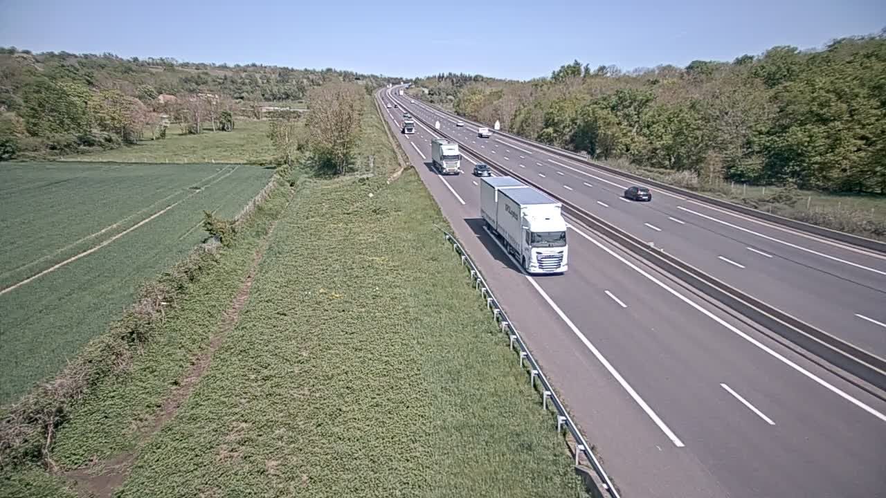 Champs: A71 - Aire des volcans