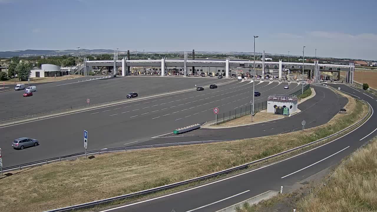 Saint-Beauzire: Clermont-Ferrand-A71 près de Clermont-Ferrand, Barrière de péage de Clermont-Gerzat, vue orientée vers Paris
