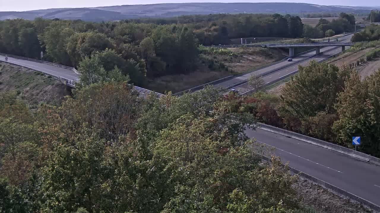 La Chapelle-sur-Oreuse: Sens-Bif. A5 et A19, près de Sens, vue orientée vers Paris