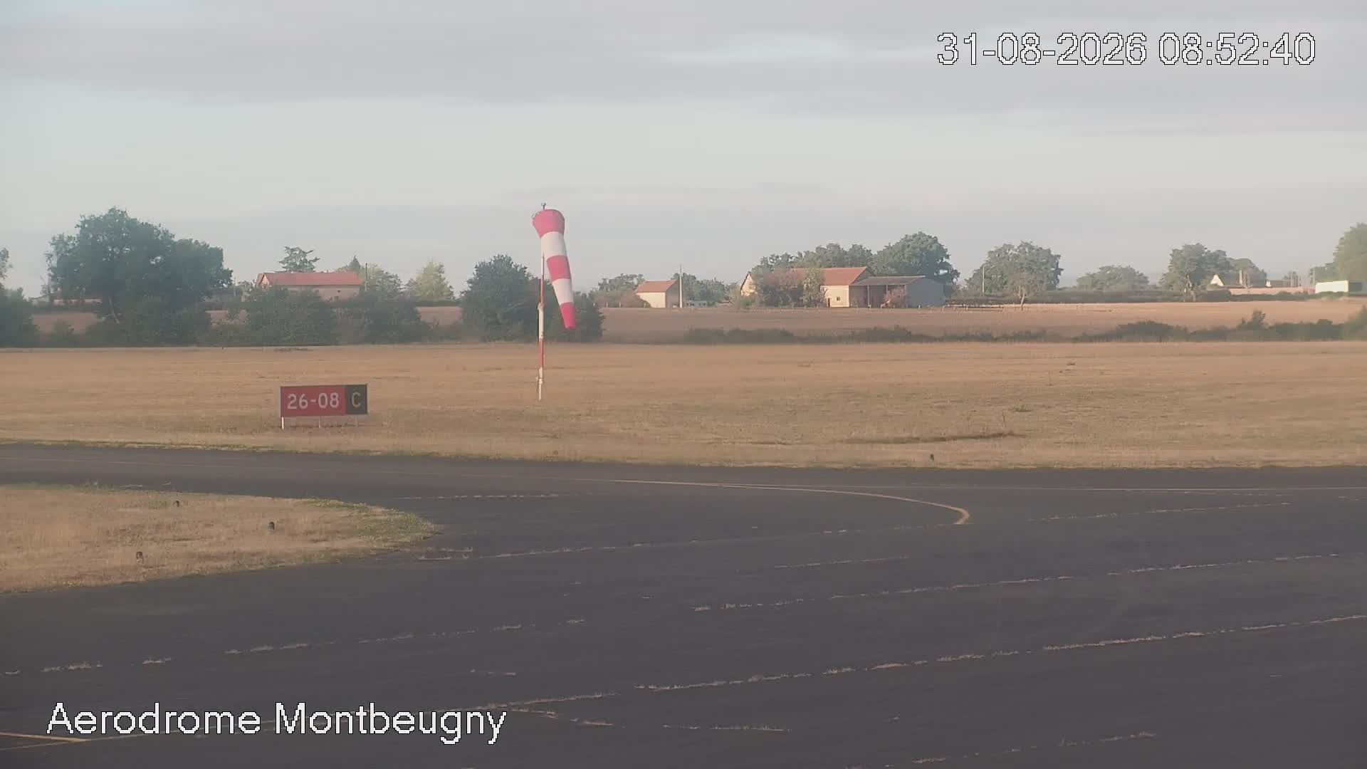 Toulon-sur-Allier › Sud-ouest: Moulins – Montbeugny Airport