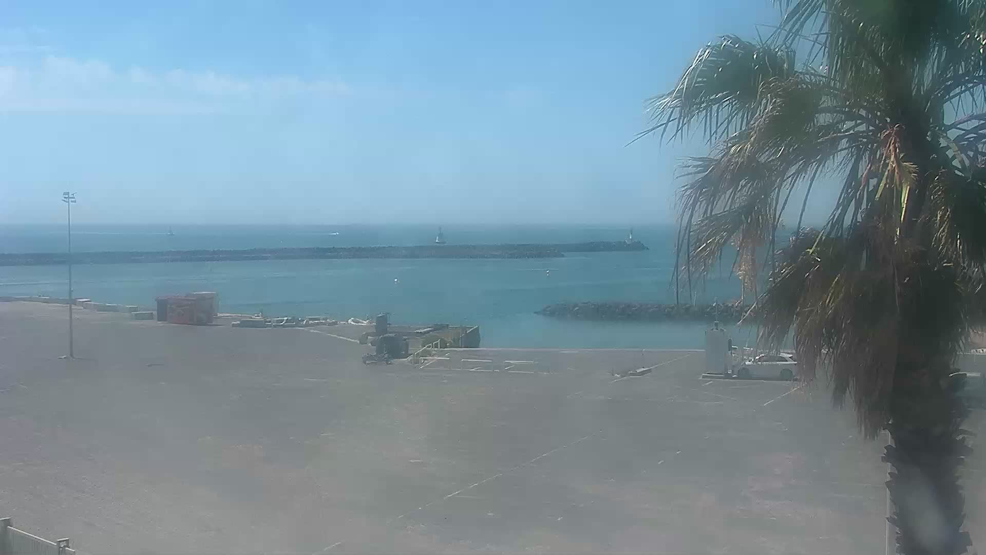 Agde: Cap d - Entrée du port