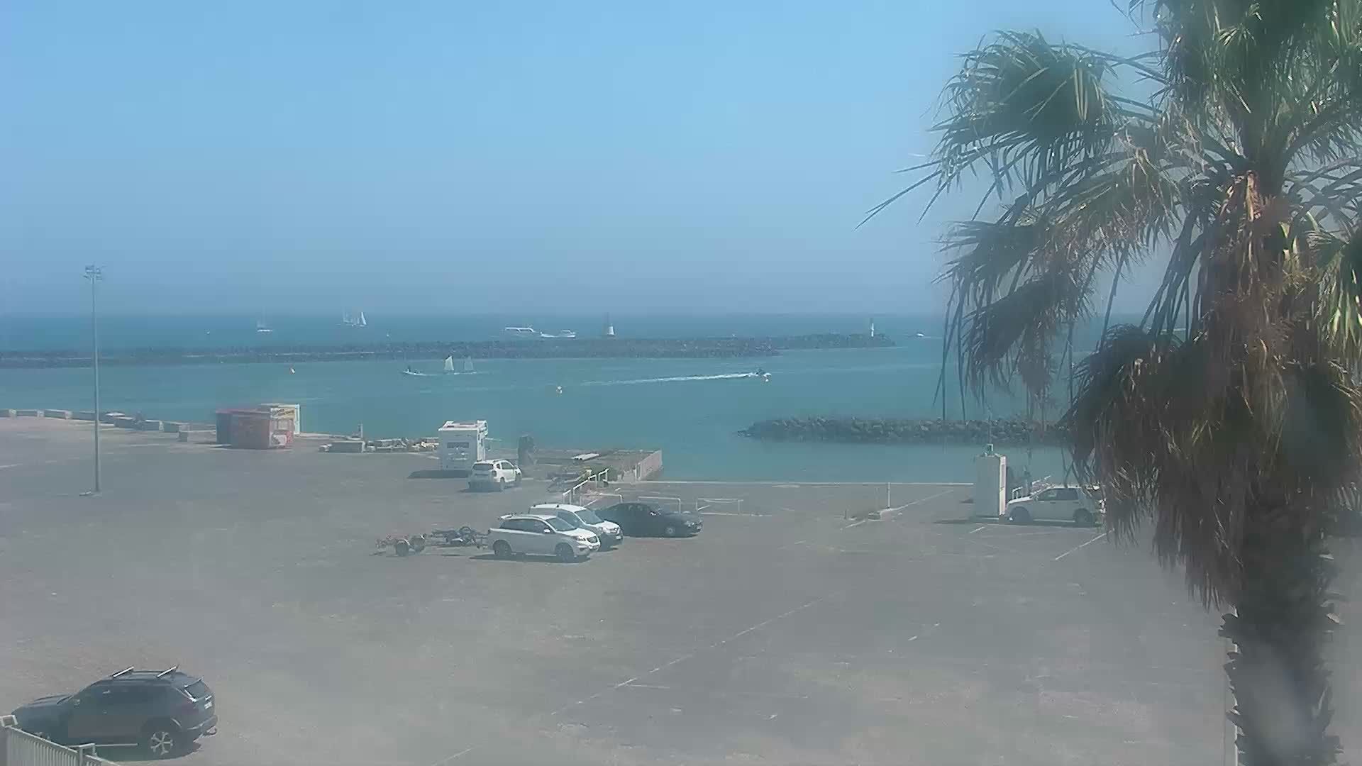 Agde: Cap d - Entrée du port