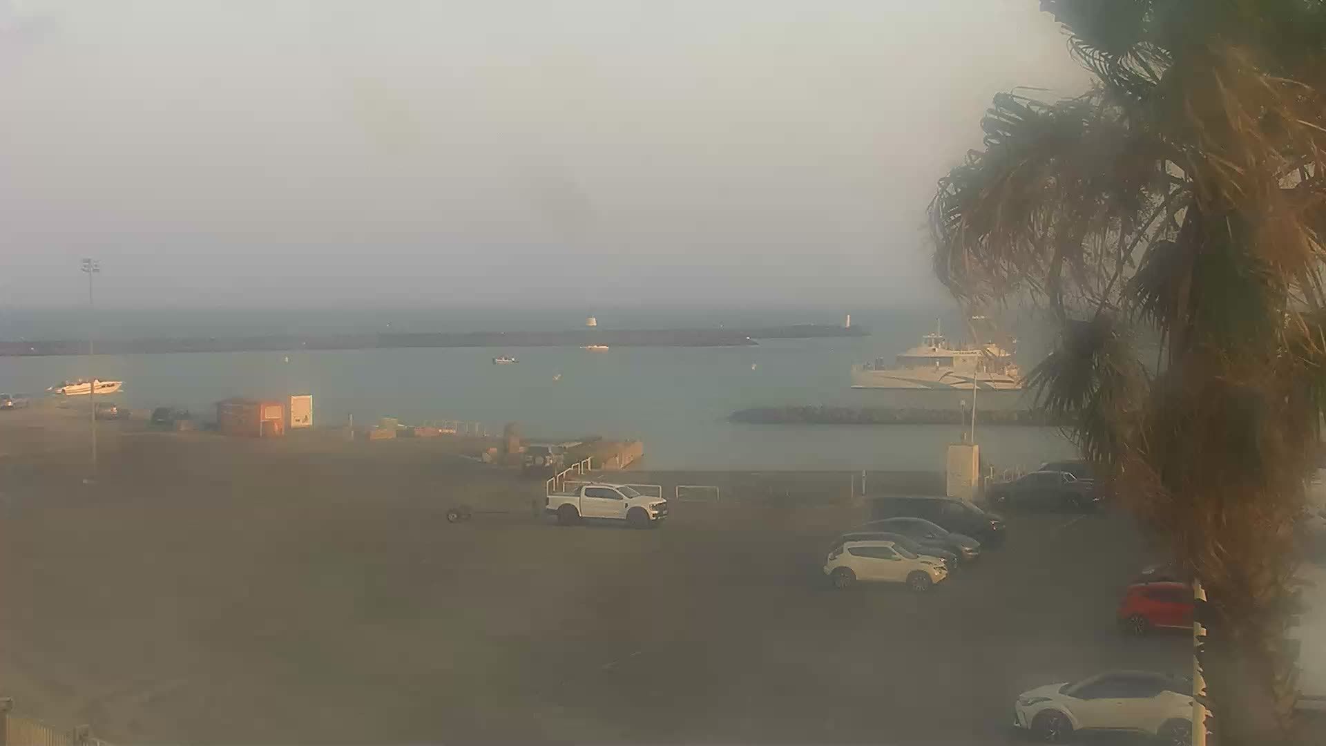 Agde: Cap d - Entrée du port