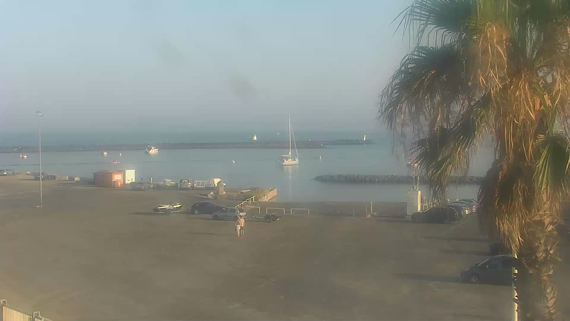 Agde: Cap d - Entrée du port