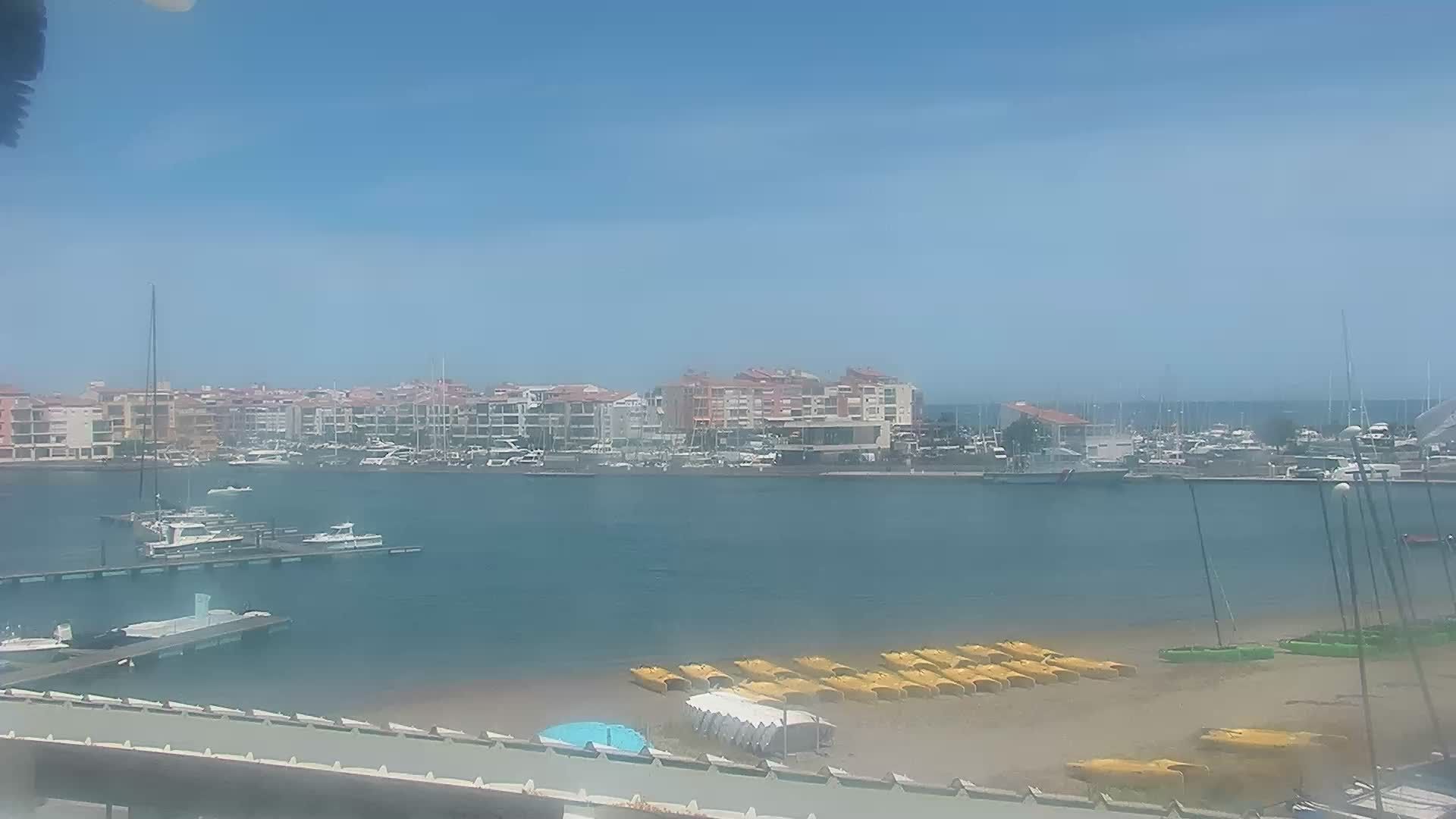Agde: Cap d - Plage du centre nautique