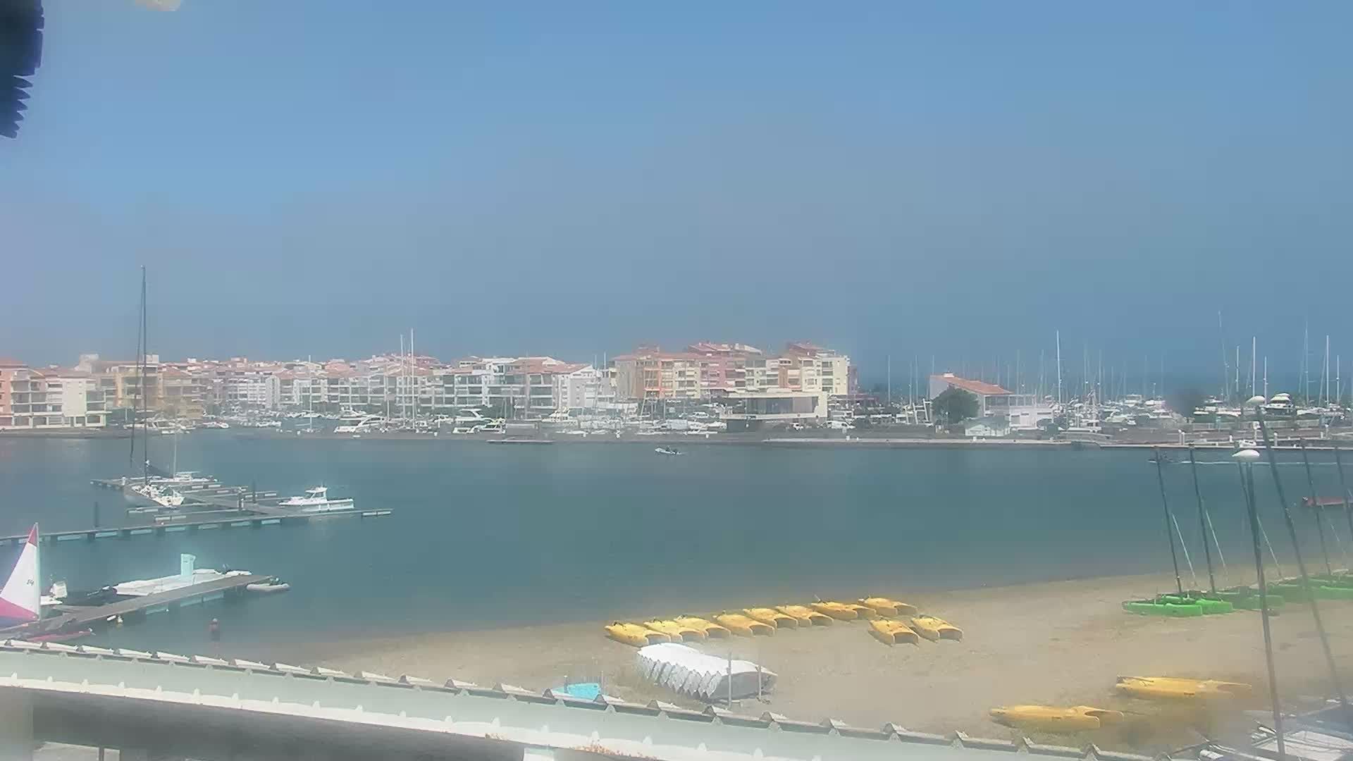 Agde: Cap d - Plage du centre nautique