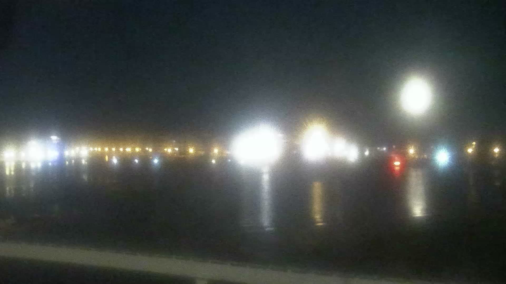 Agde: Cap d - Plage du centre nautique