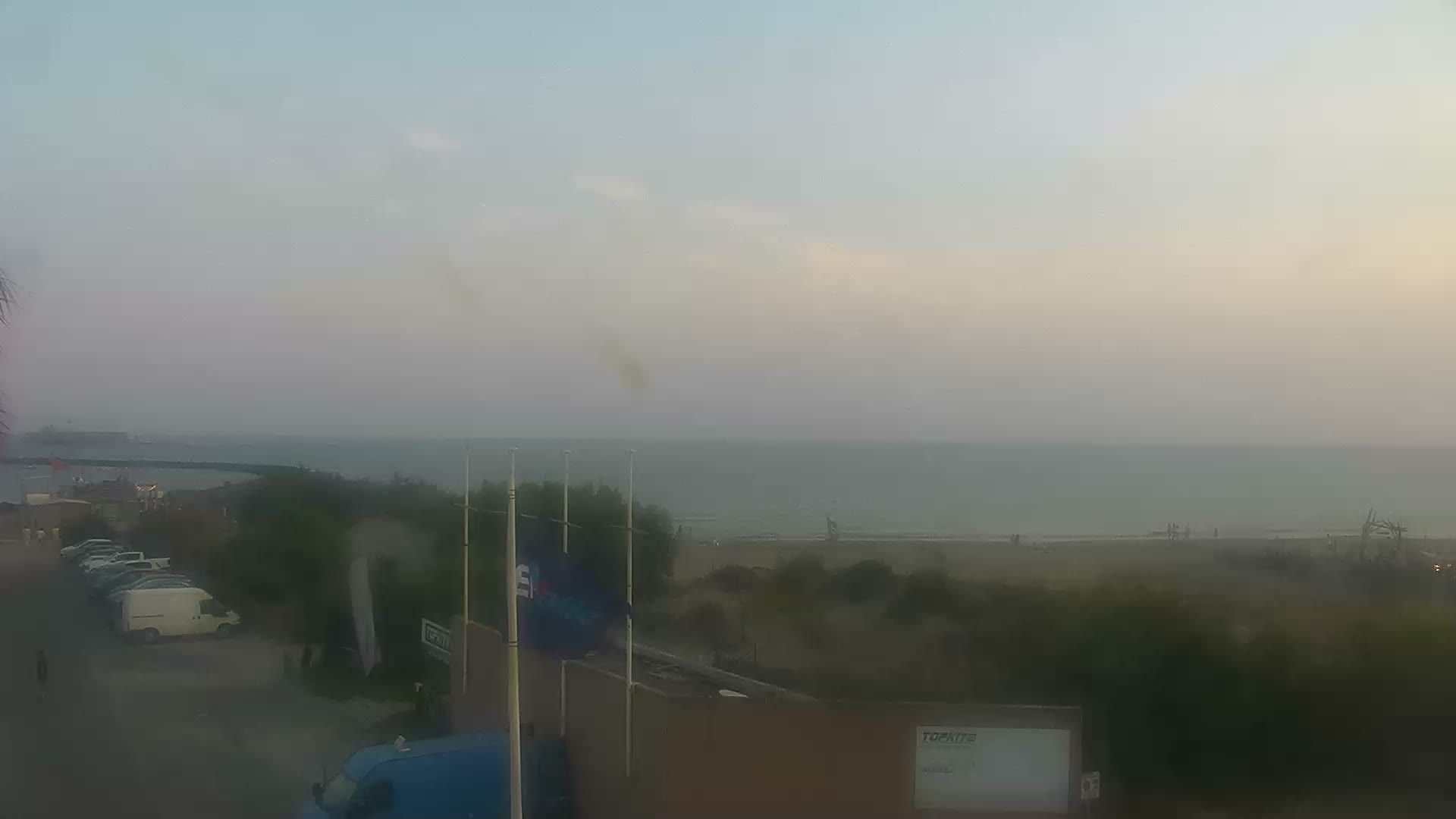 Agde: Cap d - Plage Richelieu est