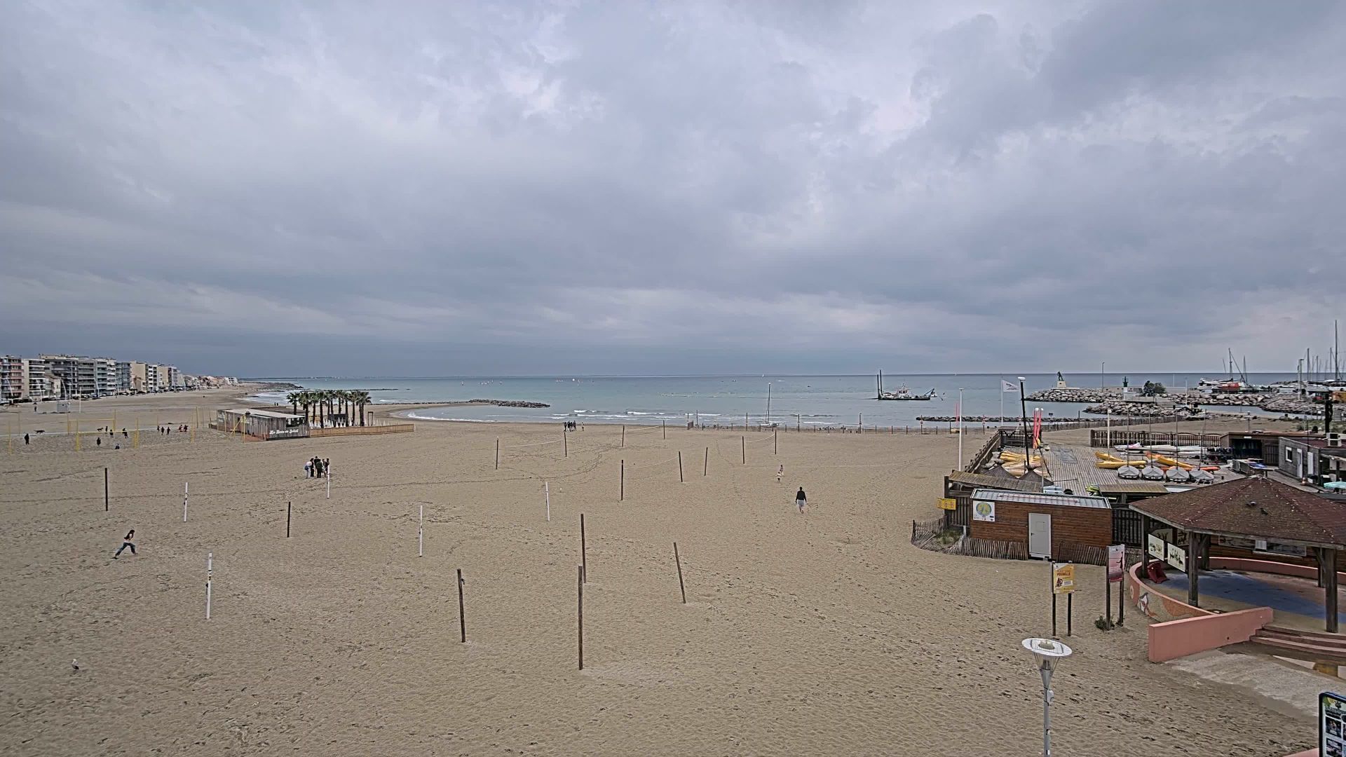 Palavas-les-Flots › Sud-est: Plage Palavas-les-Flots accès navigable