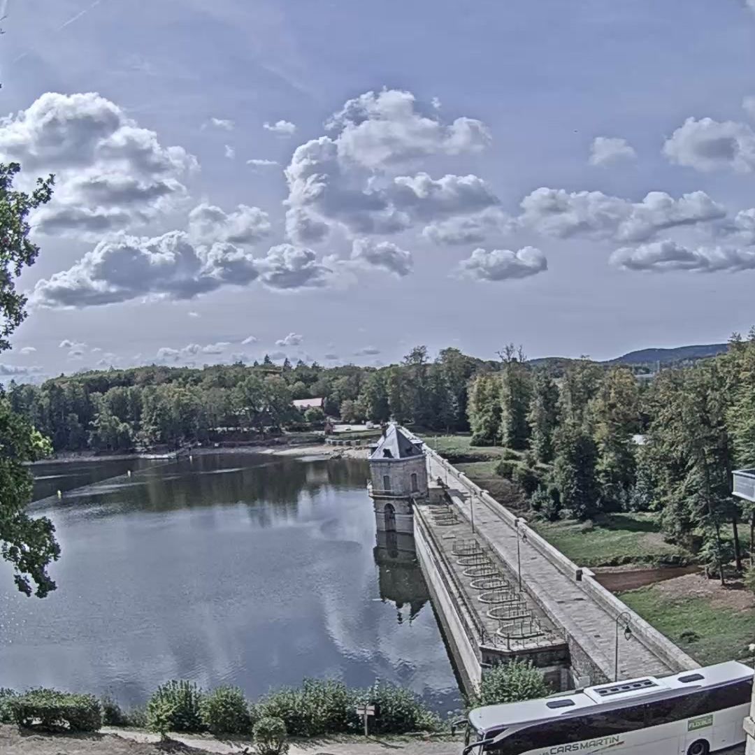Montsauche-les-Settons: Grands Lacs du Morvan
