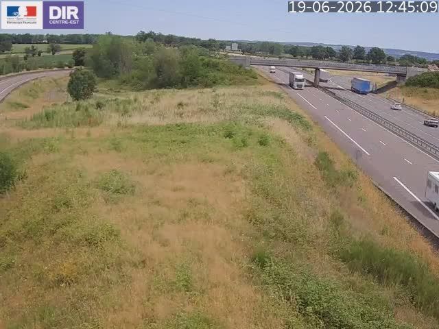 Saint-Léger-lès-Paray: Paray-le-Monial N79 PR13+407