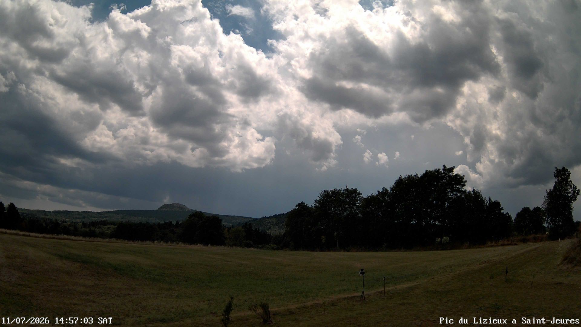 Saint-Jeures › Sud: Suc du Mounier - Pic du Lizieux