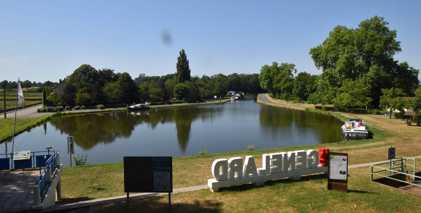 Génelard: Le Bassin