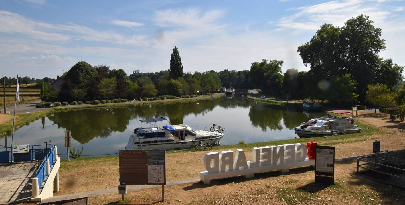 Génelard: Le Bassin