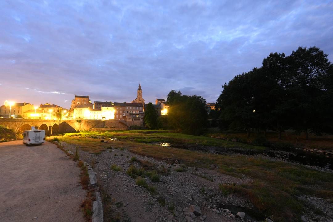 Tence › Est: Église Saint-Martin de Tence