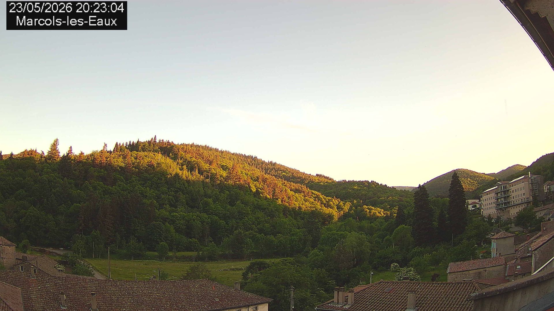 Marcols-les-Eaux › Ouest