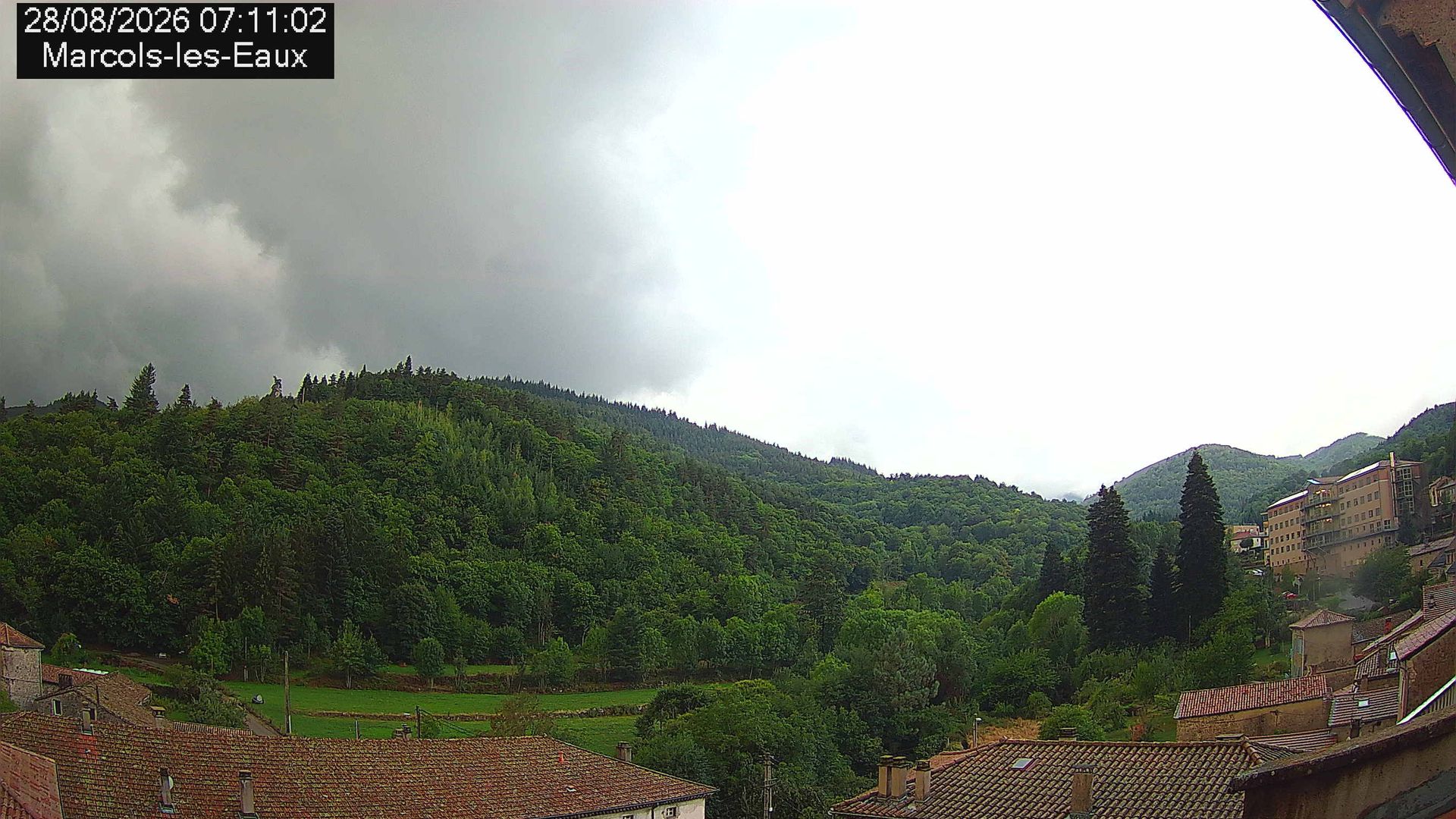 Marcols-les-Eaux › Ouest