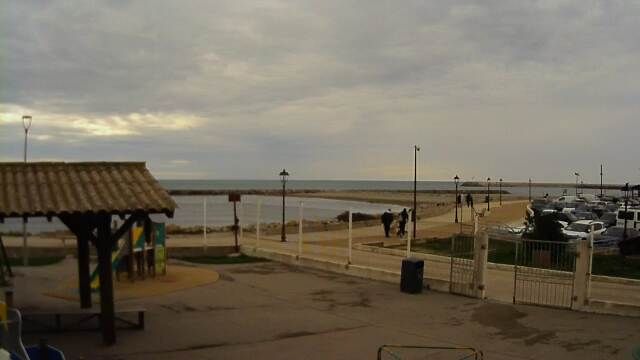 Saintes-Maries-de-la-Mer › Sud-ouest: Port Gardian