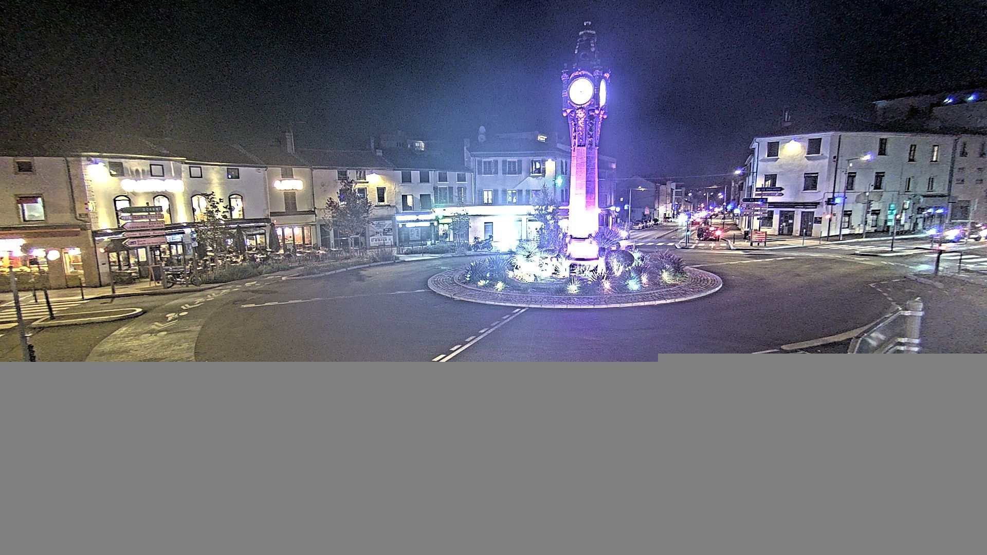 Tassin-la-Demi-Lune › Nord-est: Place Pierre Vauboin