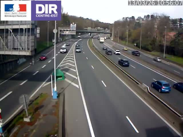 Écully: Valvert M6 PR451+372