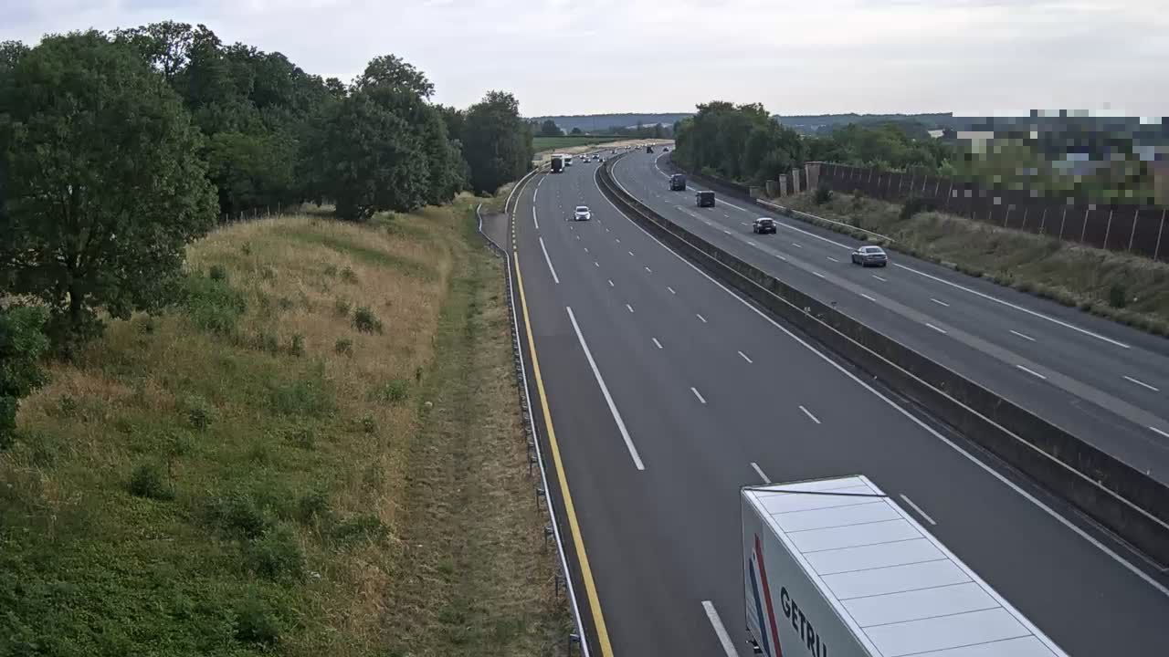 Charnay-lès-Mâcon: Périphérie de Mâcon Sud