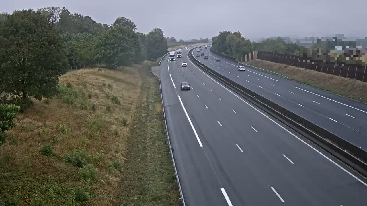 Charnay-lès-Mâcon: Périphérie de Mâcon Sud